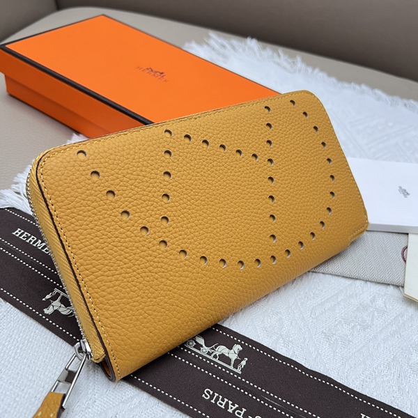 エルメス財布コピー正面デザイン